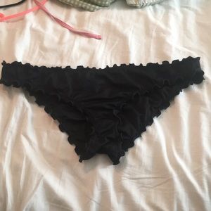 Shade and shore bikini bottoms. Great condition.